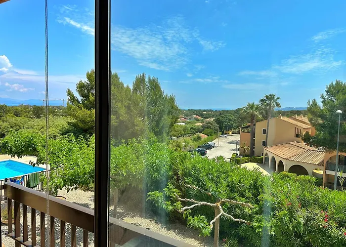 Grand Avec Piscine Presqu'ile De Giens Lägenhet